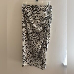 Zara Black and Cream Leopard Print Pencil Skirt